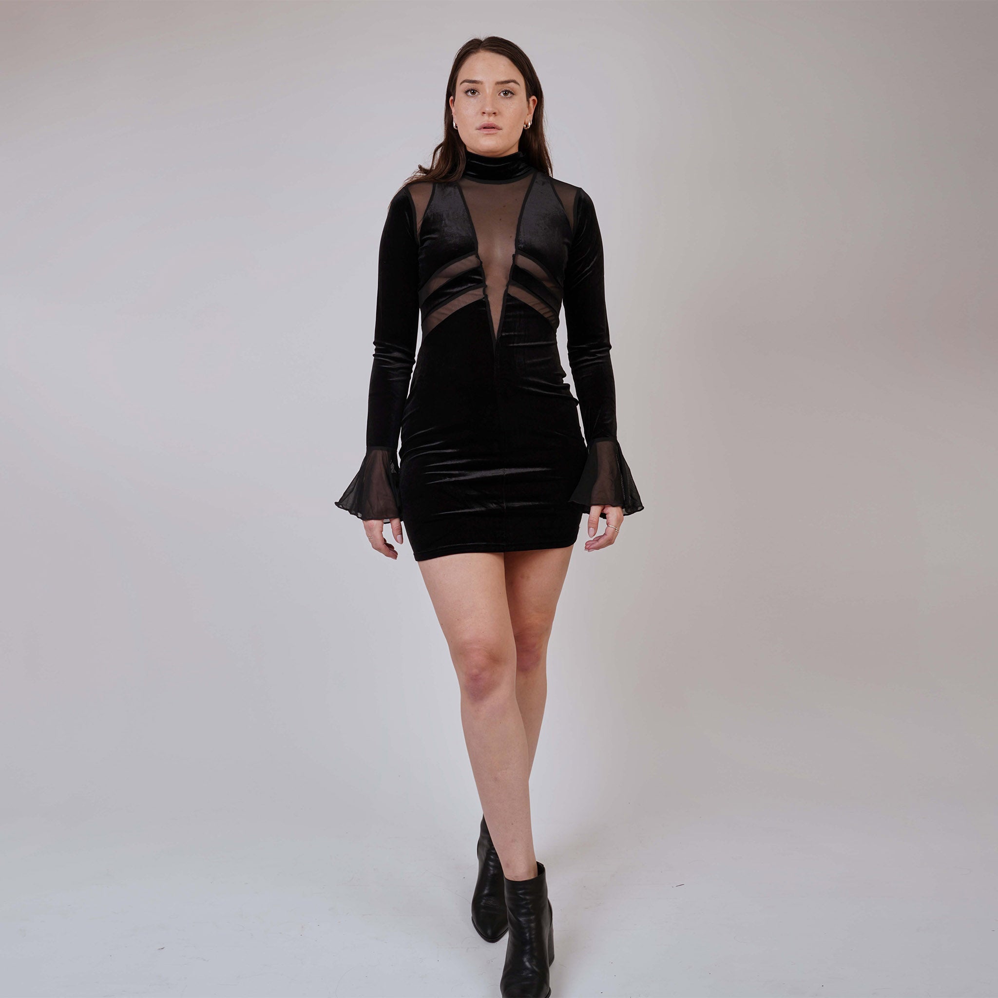 1of1 of hers velvet blackberry dress – R.o.h&h 1of1 of hers velvet blackberry dress – R.o.h&h